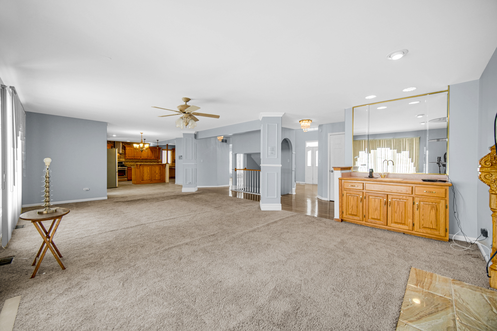 15516 Frontage Road Markham, IL 60428 - Photo 9 of 36 a view of an empty room and kitchen view