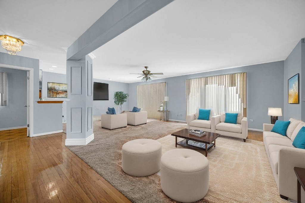 15516 Frontage Road Markham, IL 60428 - Photo 10 of 36 a living room with furniture and wooden floor