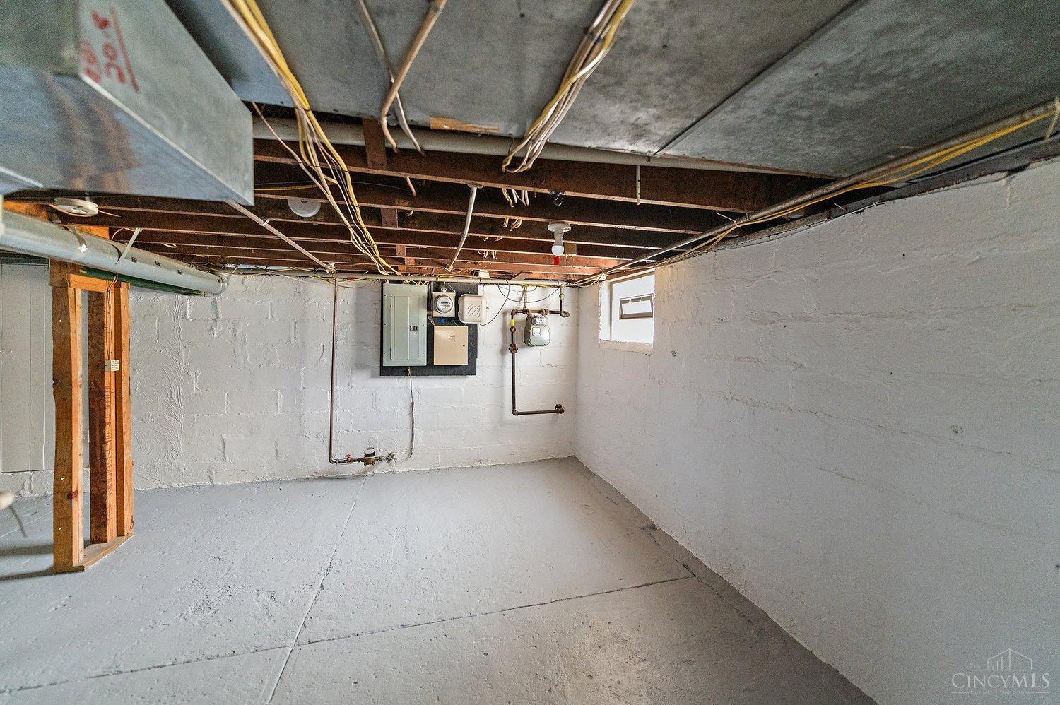6812 Roe Street Cincinnati, OH 45227 - Photo 21 of 23