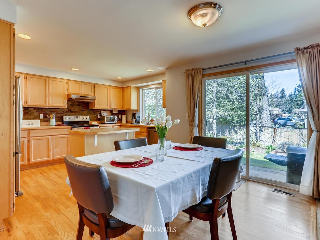 13220 Southeast 188th Place Renton, WA 98058 - Photo 11 of 27 Gallery Image 11