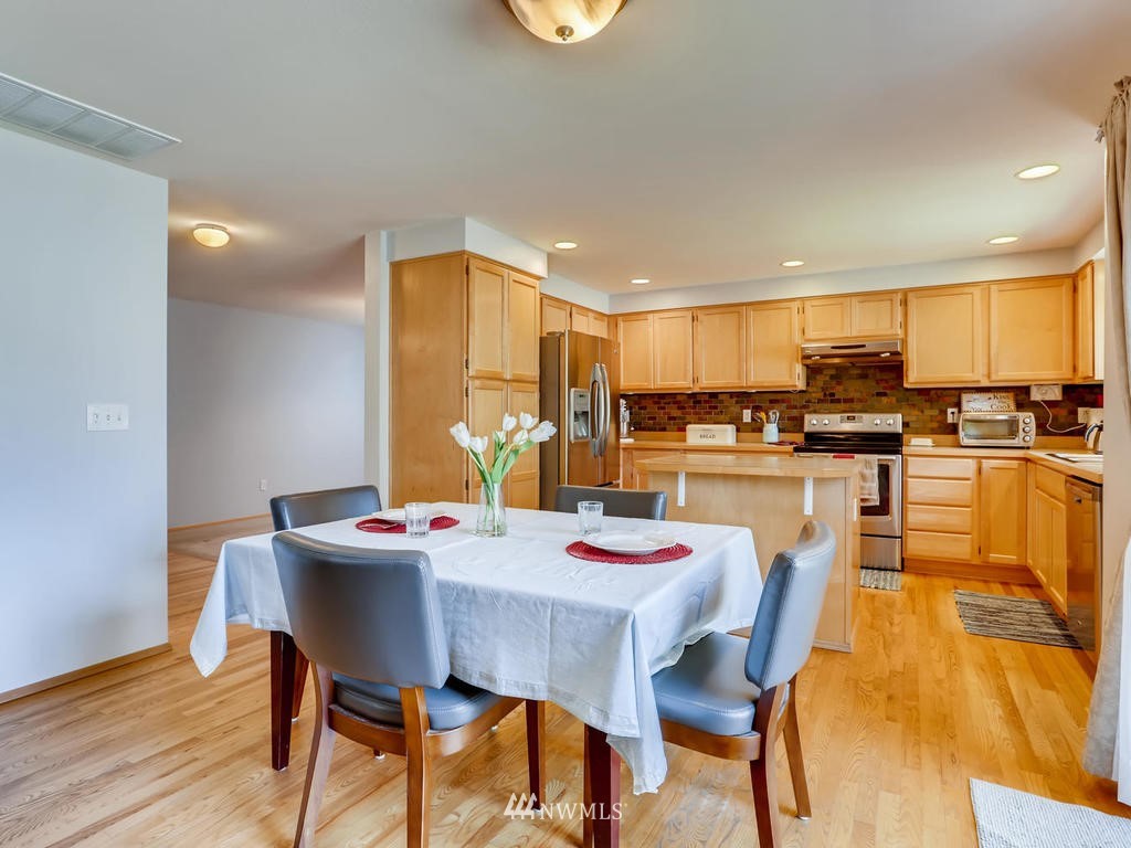 13220 Southeast 188th Place Renton, WA 98058 - Photo 12 of 27 Gallery Image 12