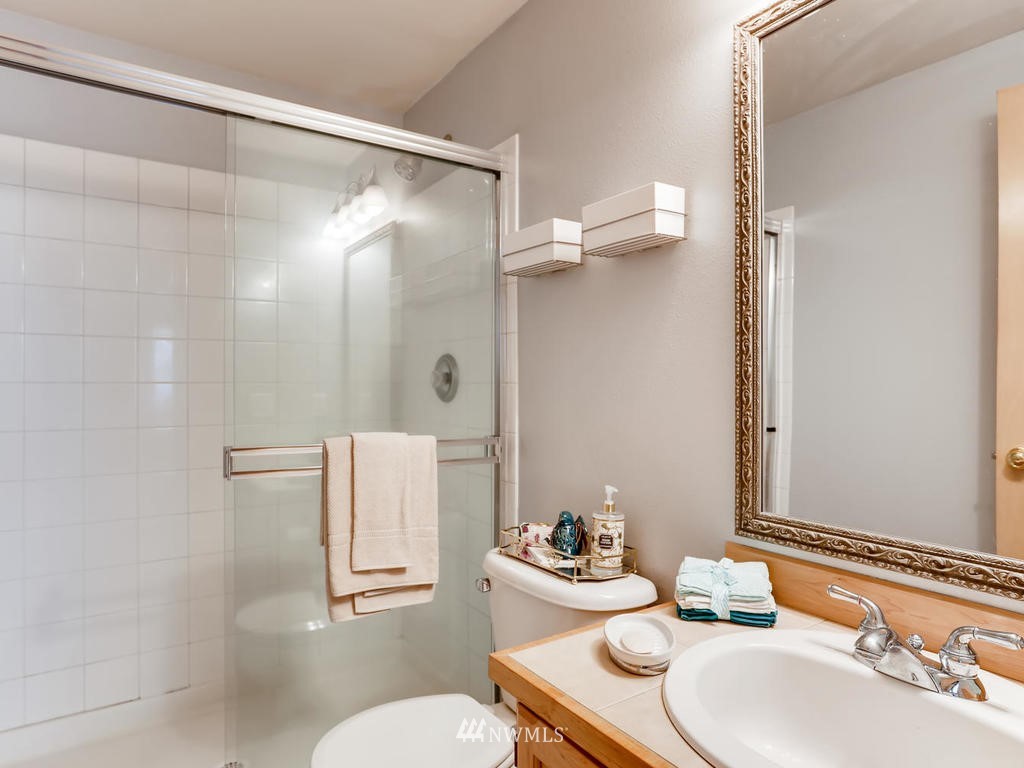 13220 Southeast 188th Place Renton, WA 98058 - Photo 17 of 27 Gallery Image 17