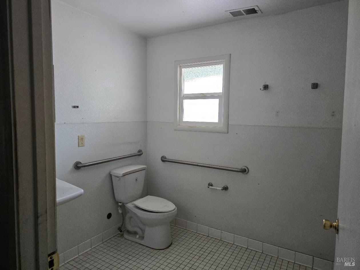 502 Leo Drive Santa Rosa, CA 95407 - Photo 14 of 15