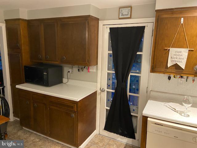 2212 Dutch Mill Road Newfield, NJ 08344 - Photo 5 of 36 Gallery Image 5