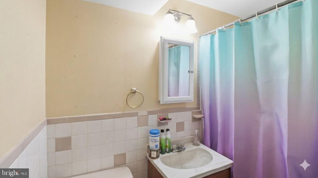 13408 Kris Ran Court Fort Washington, MD 20744 - Photo 21 of 49 Bathroom ensuite