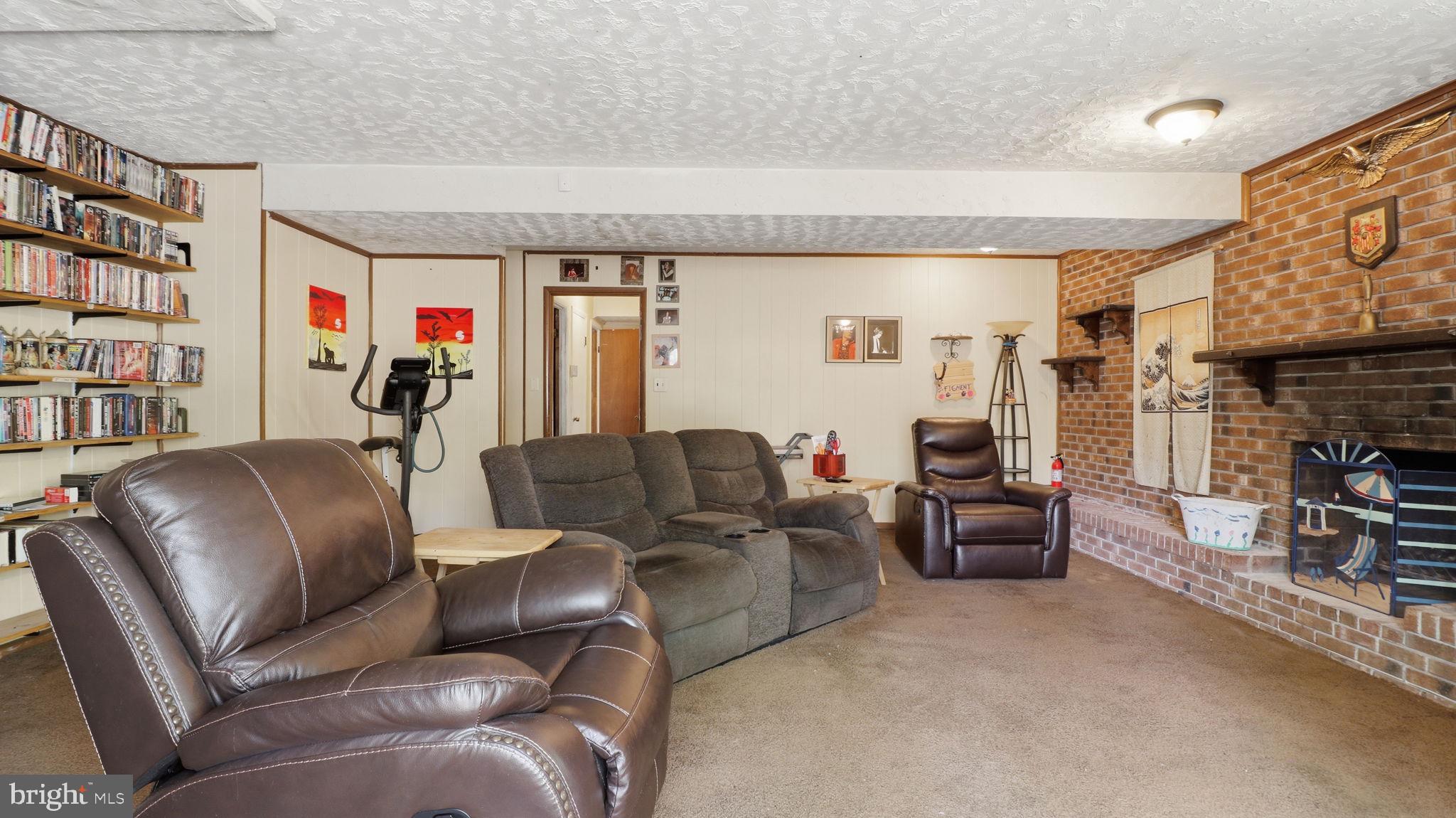 13408 Kris Ran Court Fort Washington, MD 20744 - Photo 4 of 49 Cozy living space with rustic charm.