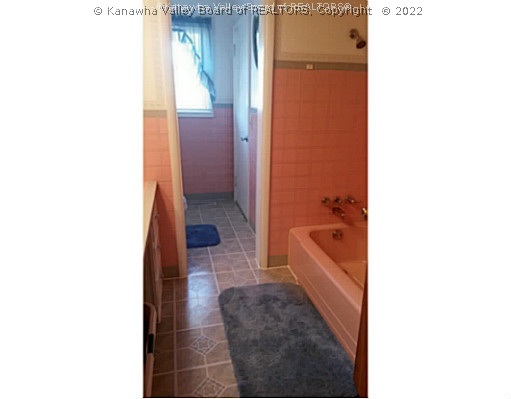 304 Oakview Terrace Ripley, WV 25271 - Photo 12 of 16 Main Level Bathroom.