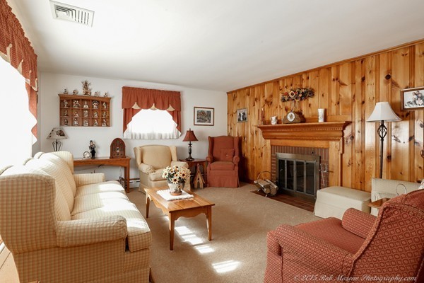 16 Bass River Road Beverly, MA 01915 - Photo 5 of 25 Gallery Image 5