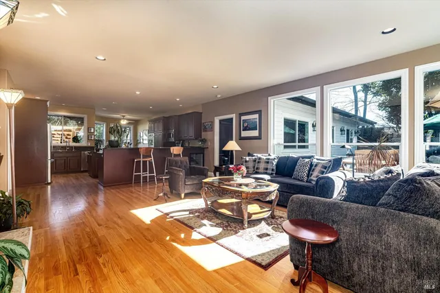 $2,650,000 | 934 Fairway Drive, Sonoma, CA 95476