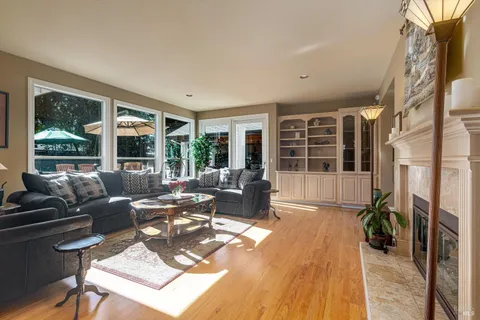 $2,650,000 | 934 Fairway Drive, Sonoma, CA 95476