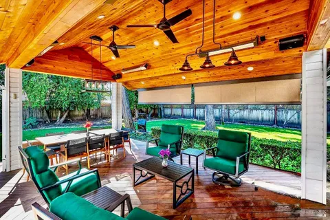 $2,650,000 | 934 Fairway Drive, Sonoma, CA 95476