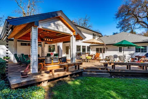 $2,650,000 | 934 Fairway Drive, Sonoma, CA 95476