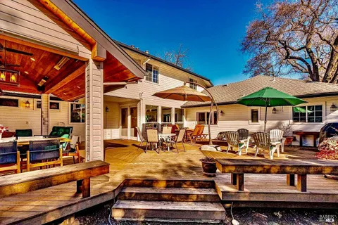 $2,650,000 | 934 Fairway Drive, Sonoma, CA 95476