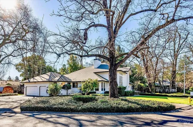 $2,650,000 | 934 Fairway Drive, Sonoma, CA 95476