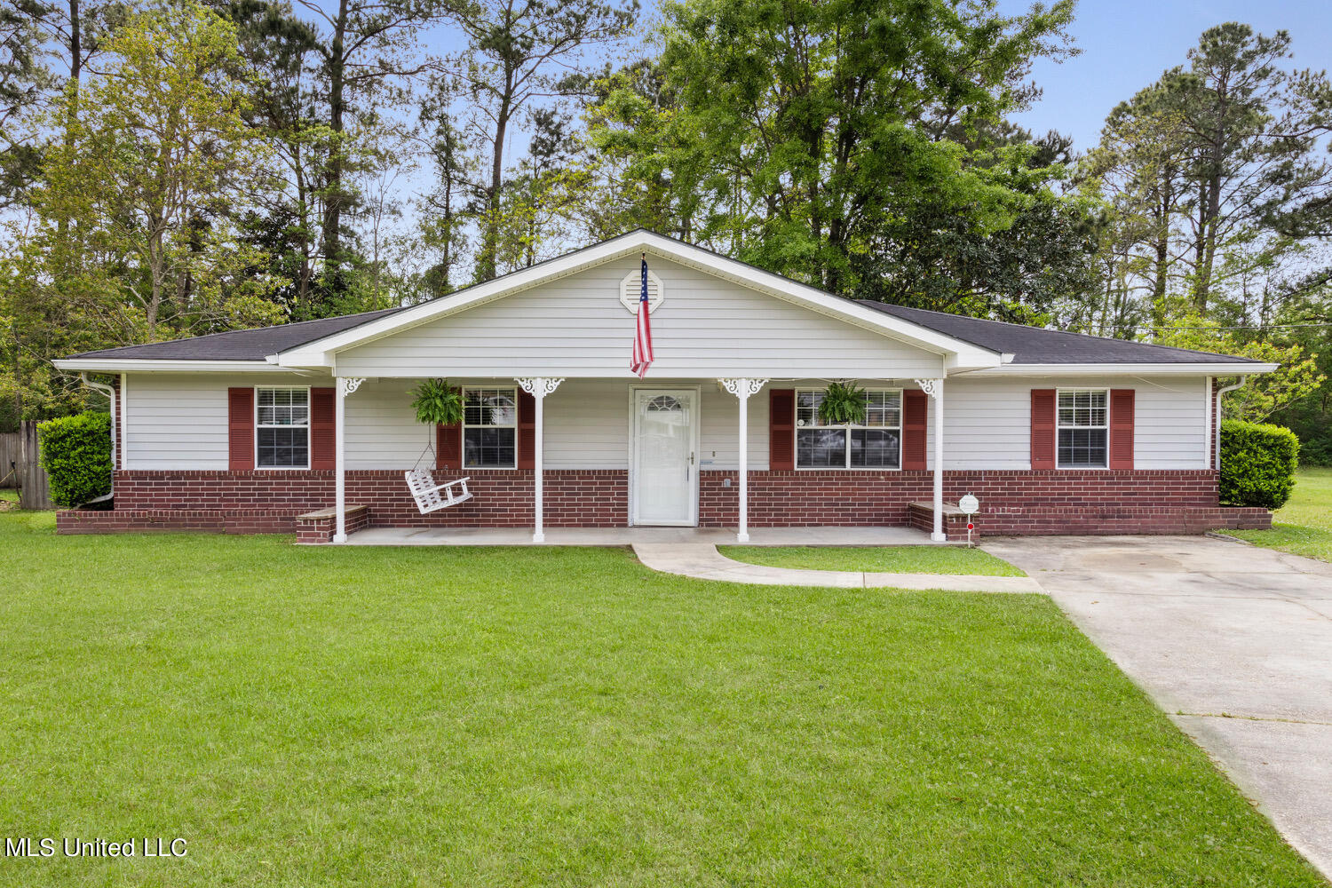 11371 Ruth Court Biloxi, MS 39532 - Photo 1 of 25 Front House