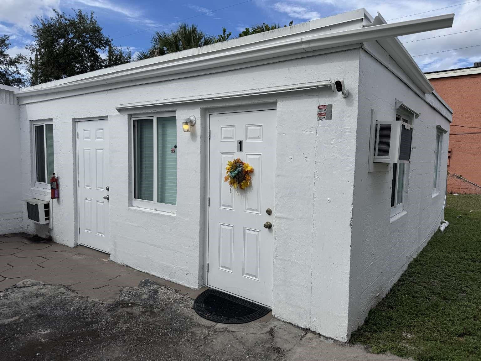 211 Southwest 2nd Court Pompano Beach, FL 33060 - Photo 6 of 10 Photo 6