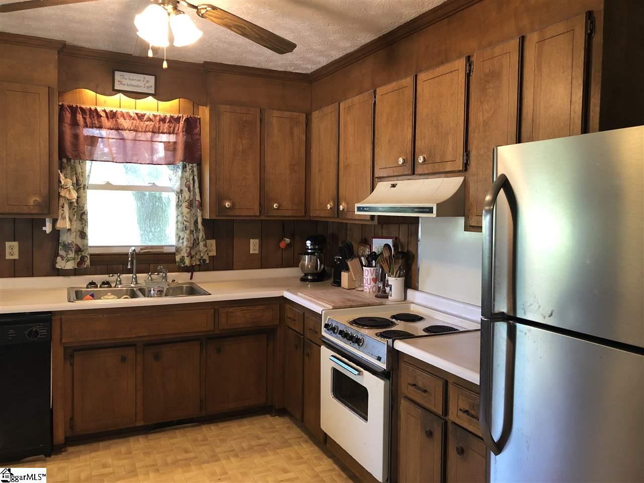 4434 Old Easley Bridge Road Easley, SC 29642 - Photo 7 of 16 Gallery Image 7