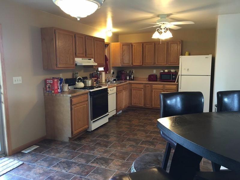 385 Rainier Road Valparaiso, IN 46385 - Photo 5 of 10 800x600