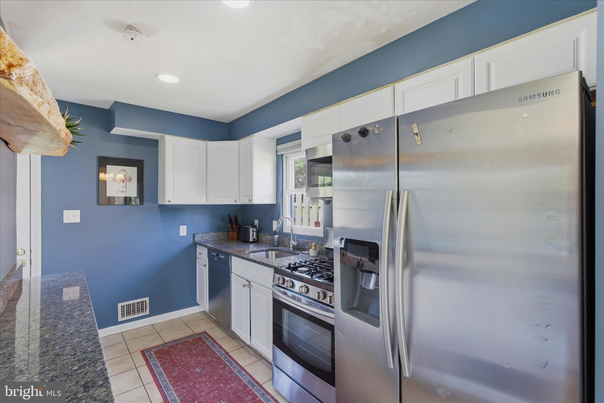 6317 Jason Street Cheverly, MD 20785 - Photo 8 of 34 Updated kitchen