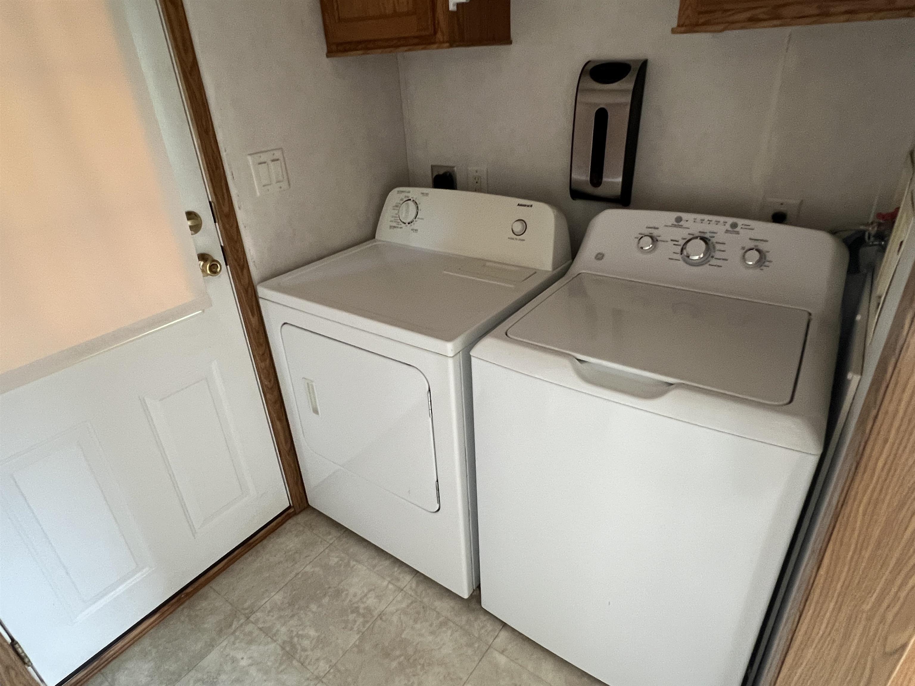 18 2nd Street Exeter, NH 03833 - Photo 5 of 23