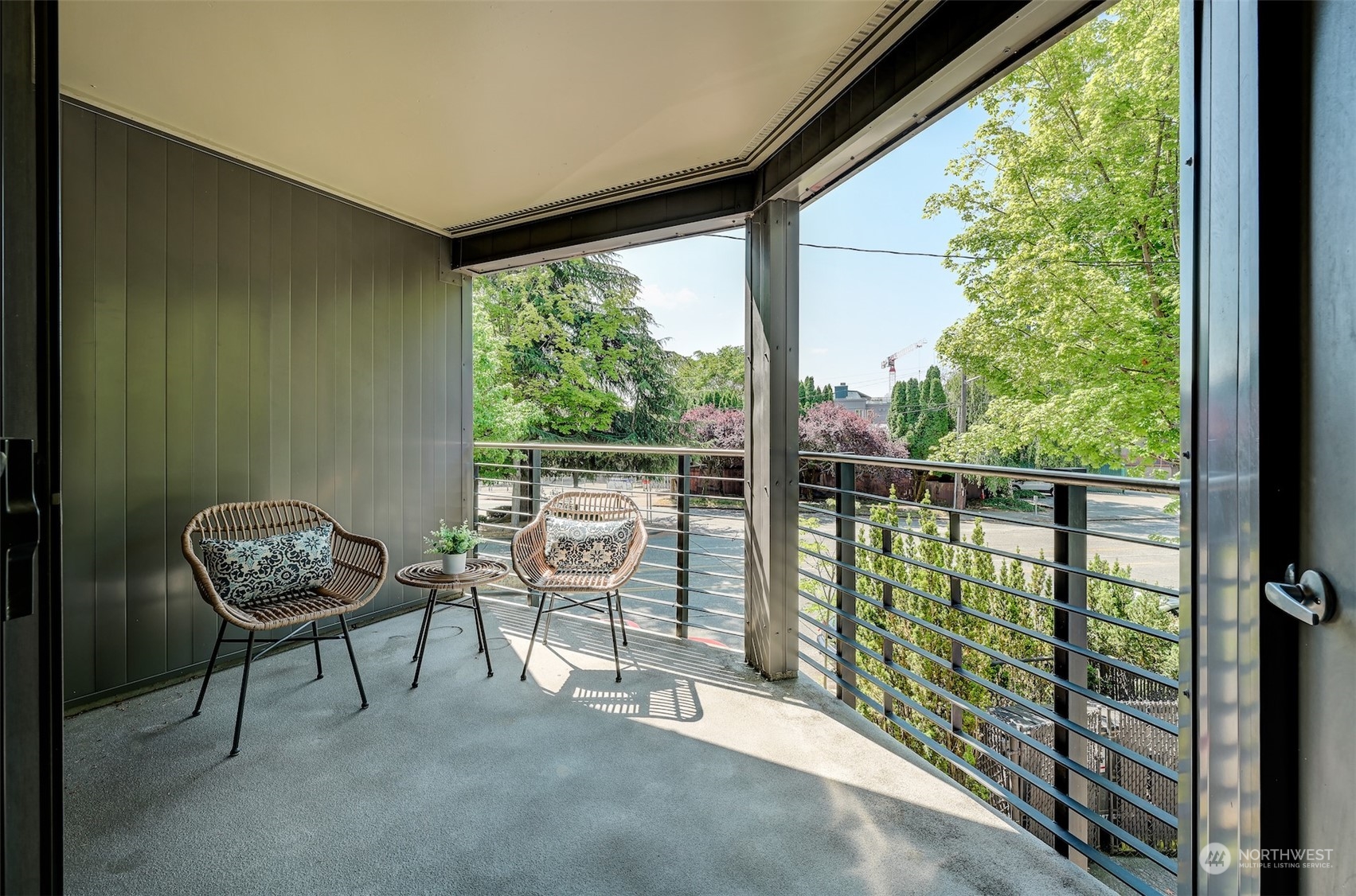 3912 Midvale Avenue North, Unit 201 Seattle, WA 98103 - Photo 7 of 22