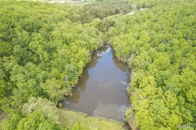 $999,900 | 107 Wildhorse Road, Farmington, MO 63640