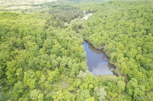 $999,900 | 107 Wildhorse Road, Farmington, MO 63640