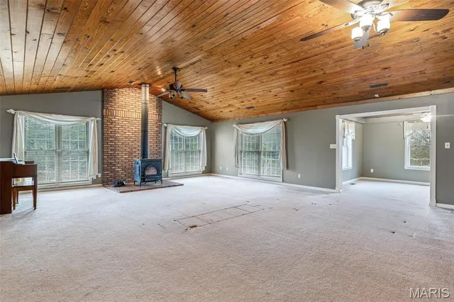 $999,900 | 107 Wildhorse Road, Farmington, MO 63640