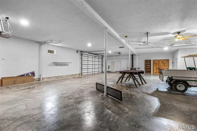 $999,900 | 107 Wildhorse Road, Farmington, MO 63640