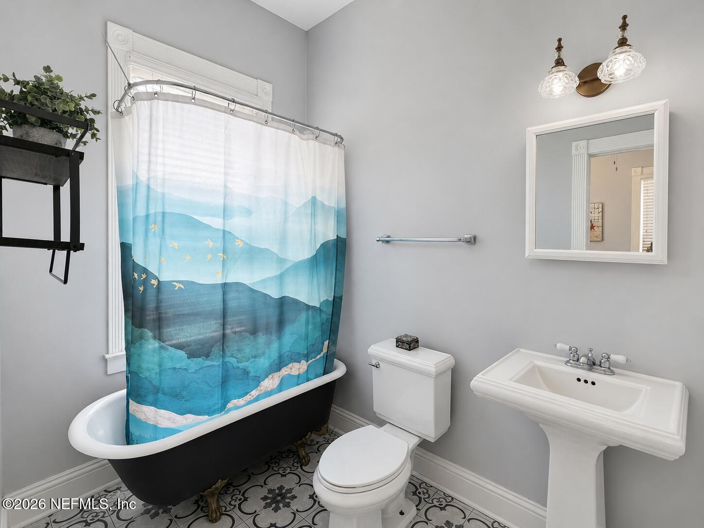443 East 3rd Street Jacksonville, FL 32206 - Photo 9 of 11 Main Bathroom