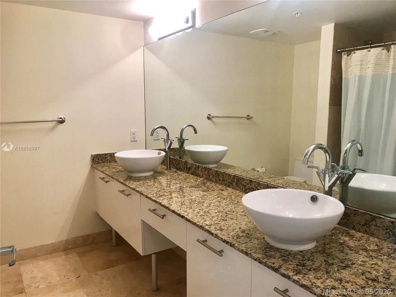 41 Southeast 5th Street, Unit 1908 Miami, FL 33131 - Photo 11 of 22