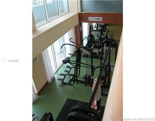 41 Southeast 5th Street, Unit 1908 Miami, FL 33131 - Photo 17 of 22
