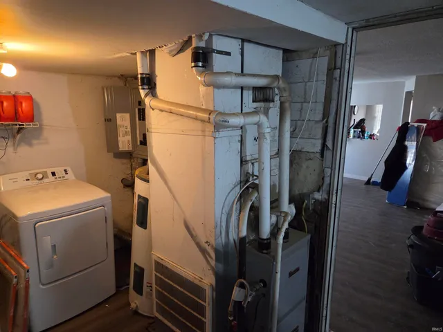 $69,900 | 411 North State Street, Muncie, IN 47303