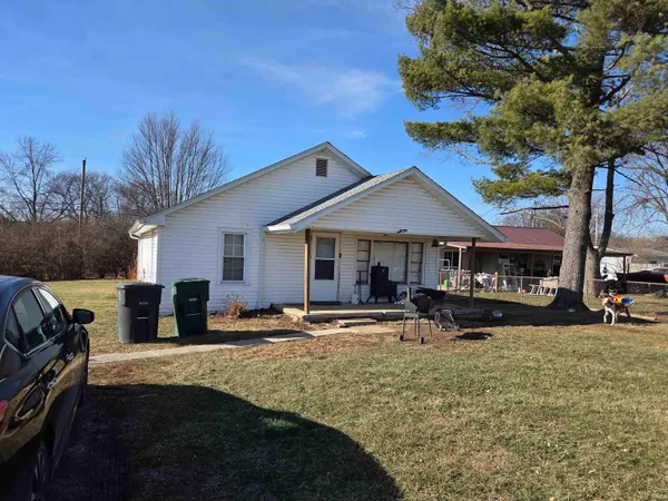 $69,900 | 411 North State Street, Muncie, IN 47303