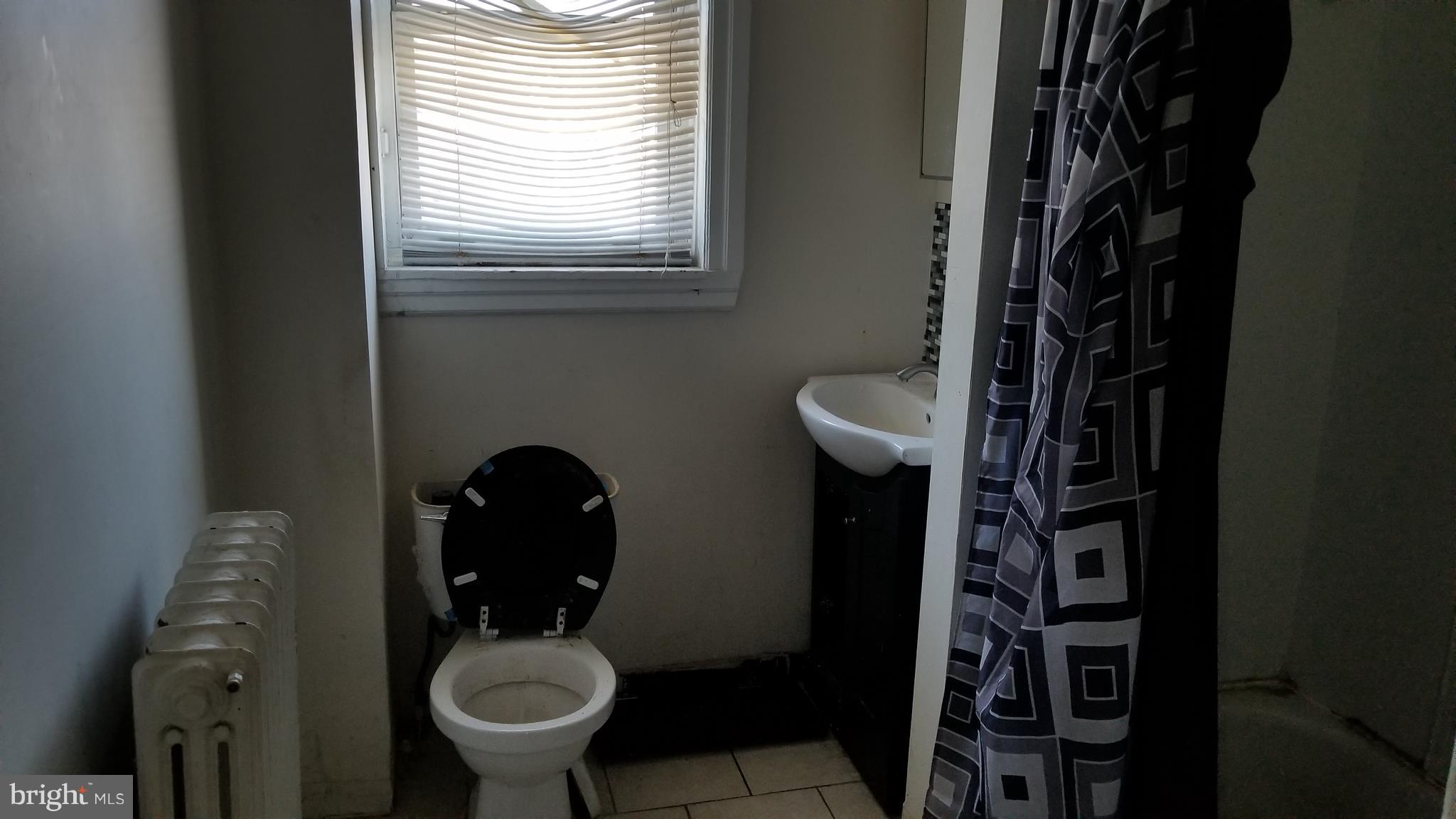 826 Butler Street Chester, PA 19013 - Photo 8 of 14 Gallery Image 8