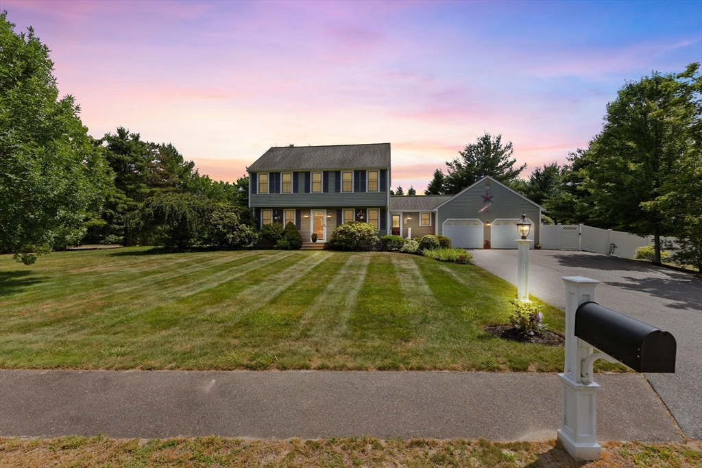 199 Brook Bend Road Hanson, MA 02341 - Photo 2 of 42 Gallery Image 2