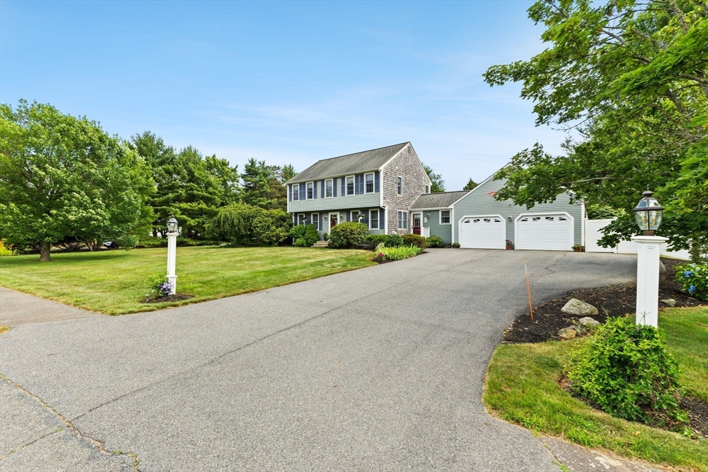 199 Brook Bend Road Hanson, MA 02341 - Photo 3 of 42 Gallery Image 3