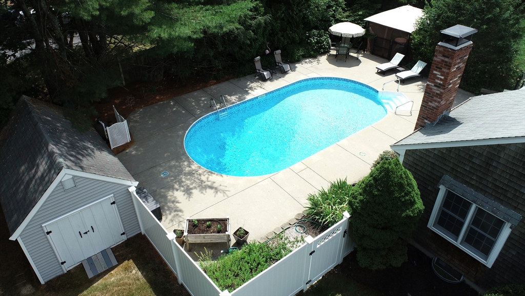 199 Brook Bend Road Hanson, MA 02341 - Photo 37 of 42 Gallery Image 37
