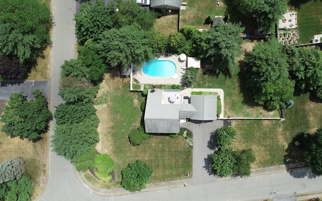 199 Brook Bend Road Hanson, MA 02341 - Photo 41 of 42 Gallery Image 41