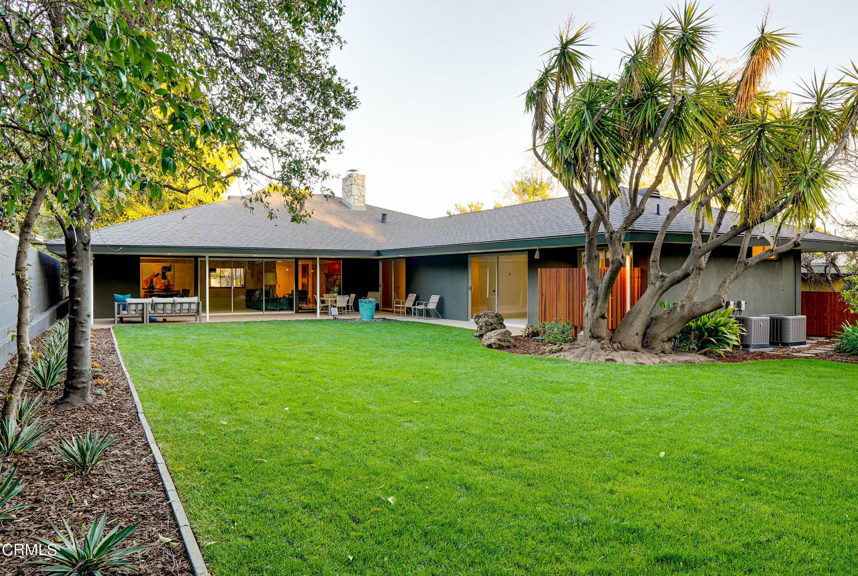 1535 Meadowbrook Road Altadena, CA 91001 - Photo 22 of 32 a front view of a house with a garden