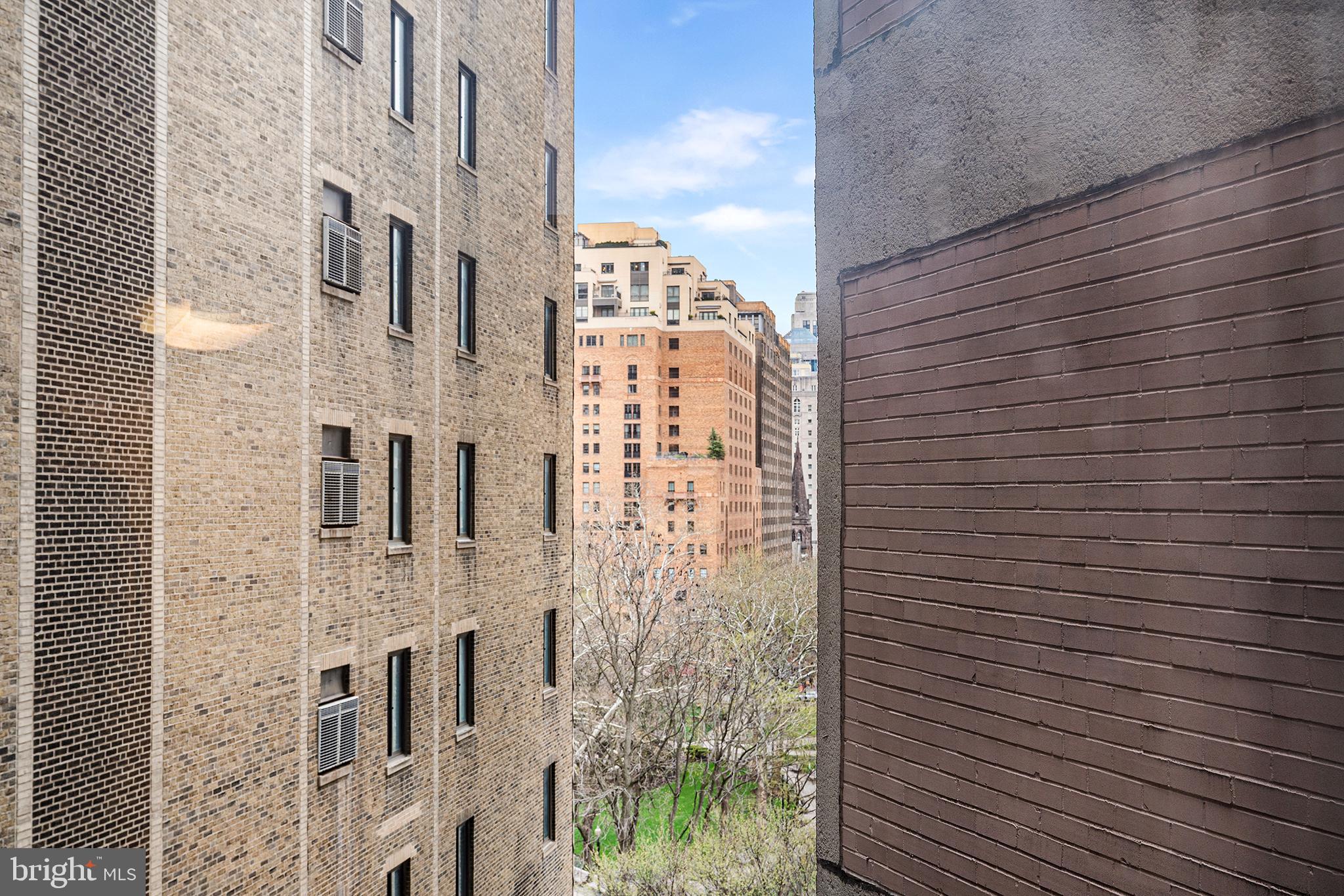 224-30 West Rittenhouse Square, Unit 1002 Philadelphia, PA 19103 - Photo 29 of 31