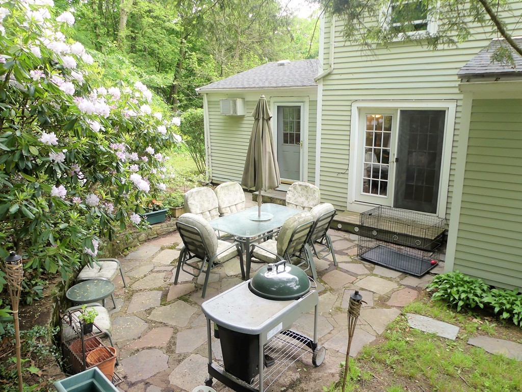 79 Shady Hill Road Newton, MA 02461 - Photo 14 of 16 Gallery Image 14