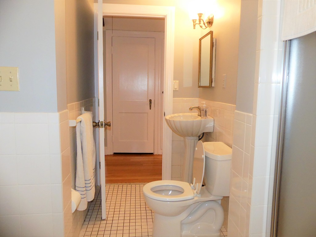 79 Shady Hill Road Newton, MA 02461 - Photo 8 of 16 Gallery Image 8