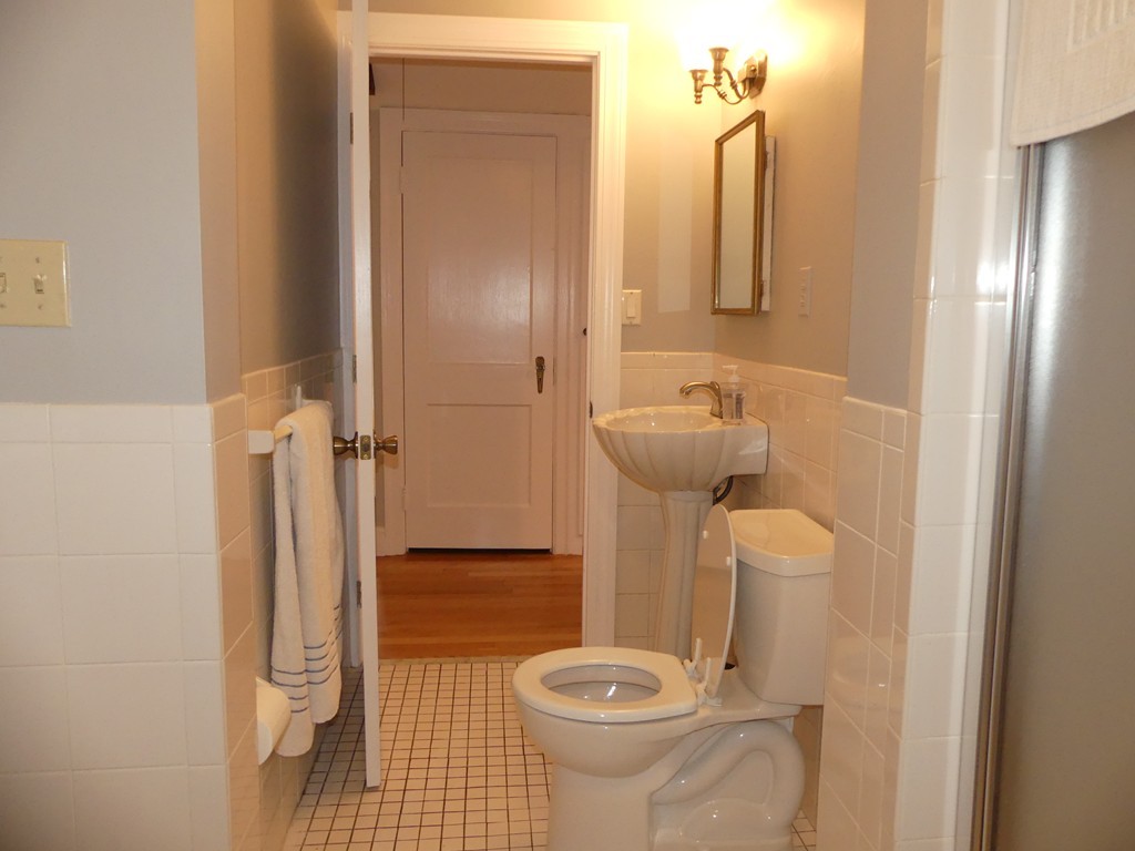79 Shady Hill Road Newton, MA 02461 - Photo 9 of 16 Gallery Image 9