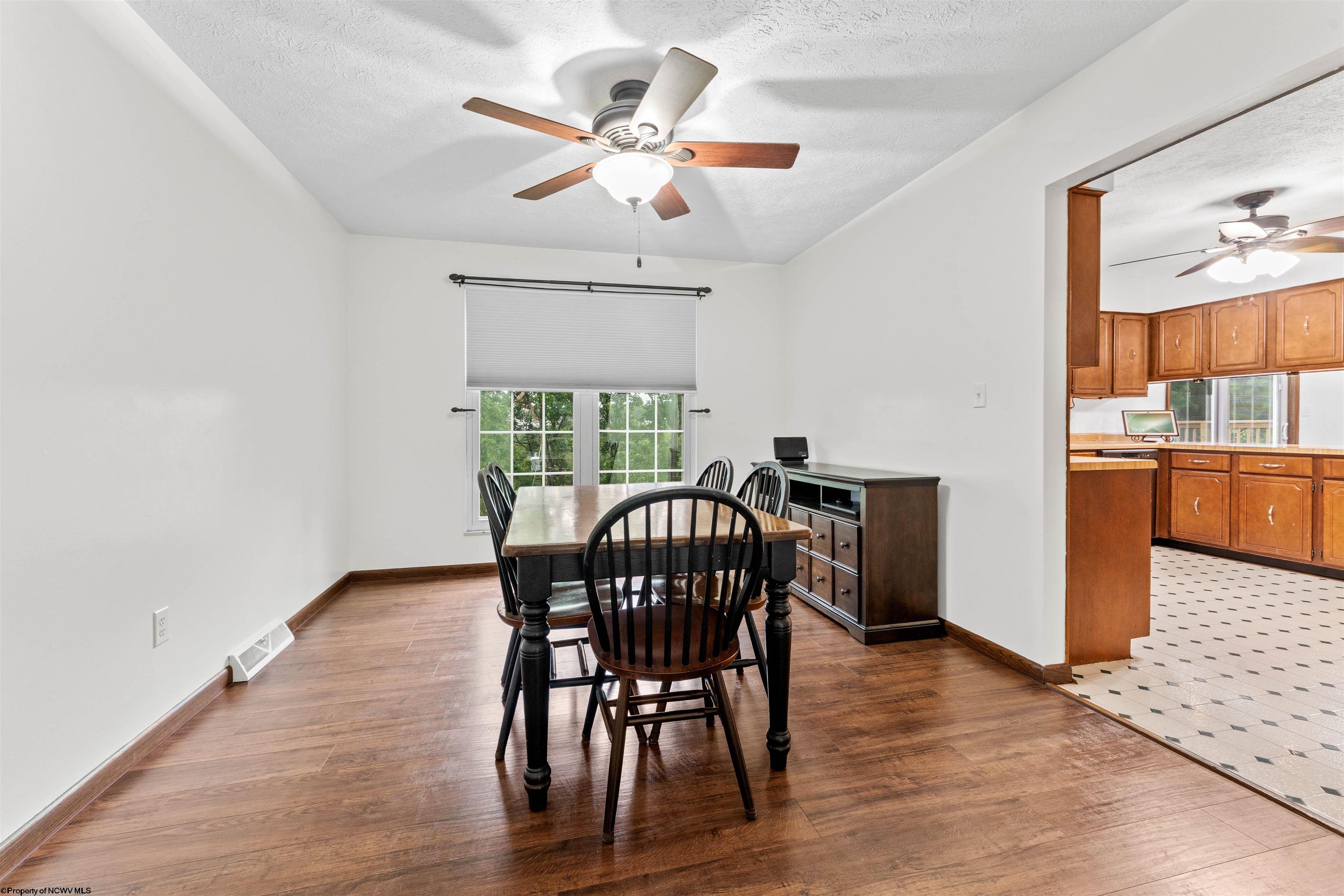 251 Ridgeway Drive Bridgeport, WV 26330 - Photo 8 of 50 Gallery Image 8