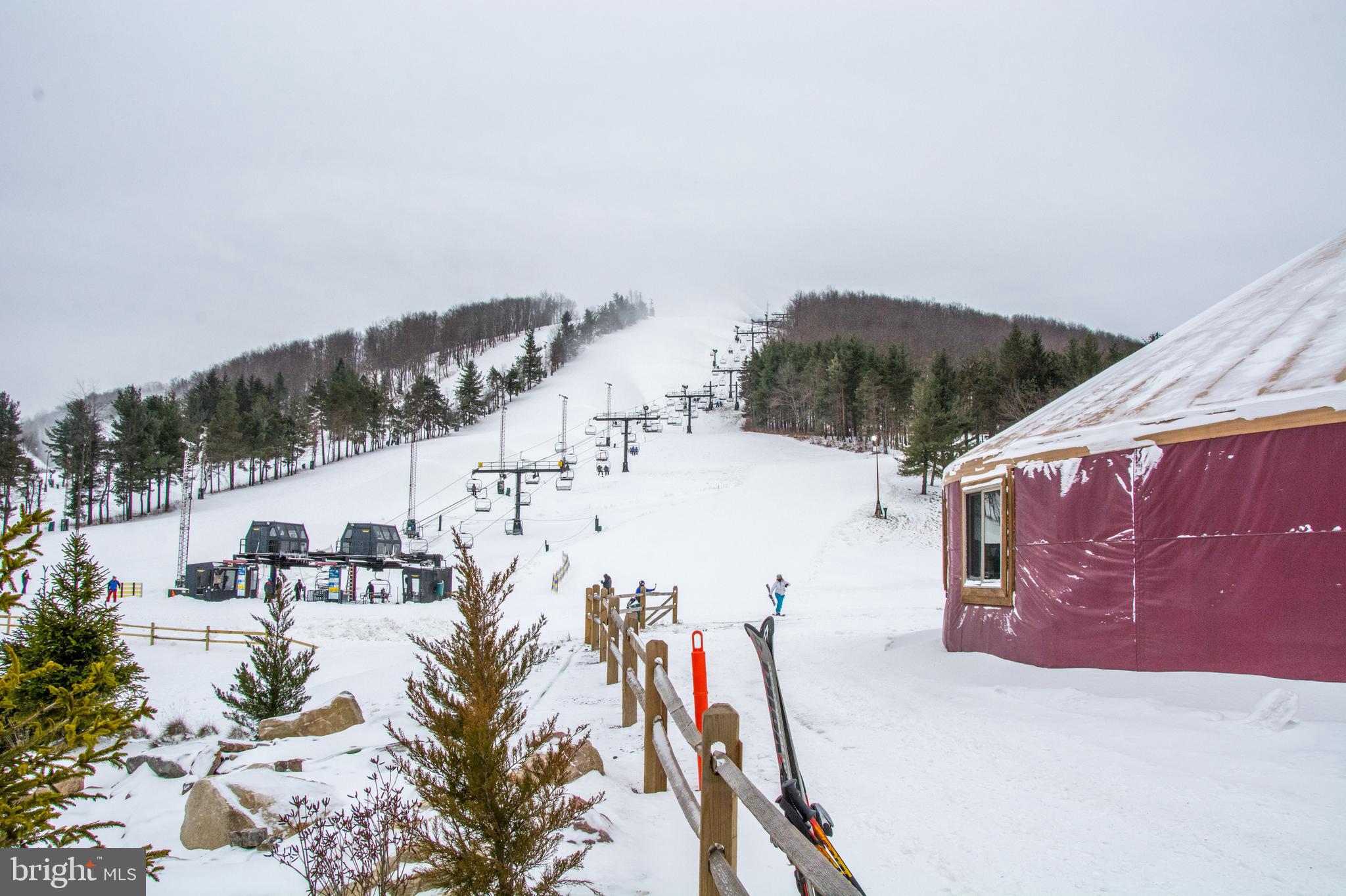 290 Marsh Hill Road, Unit 702K McHenry, MD 21541 - Photo 45 of 45 a view of balcony with furniture