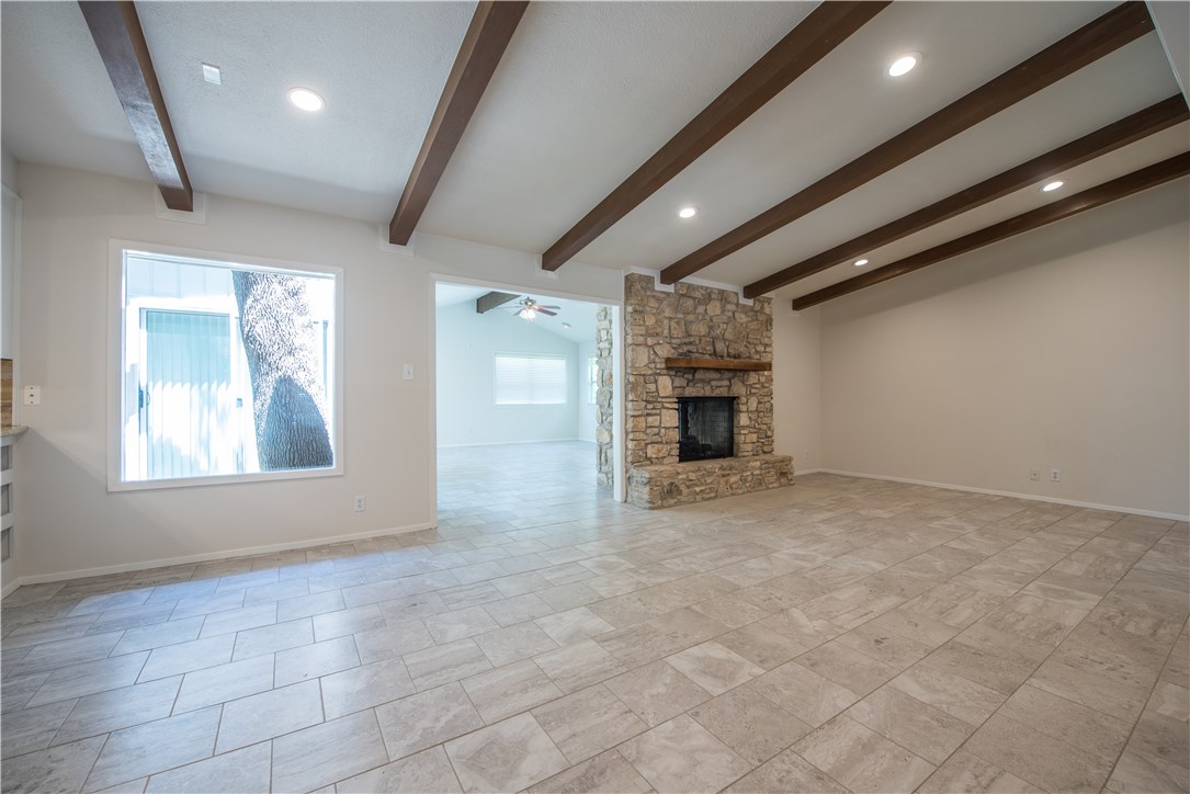 2902 Silverleaf Drive Austin, TX 78757 - Photo 6 of 30