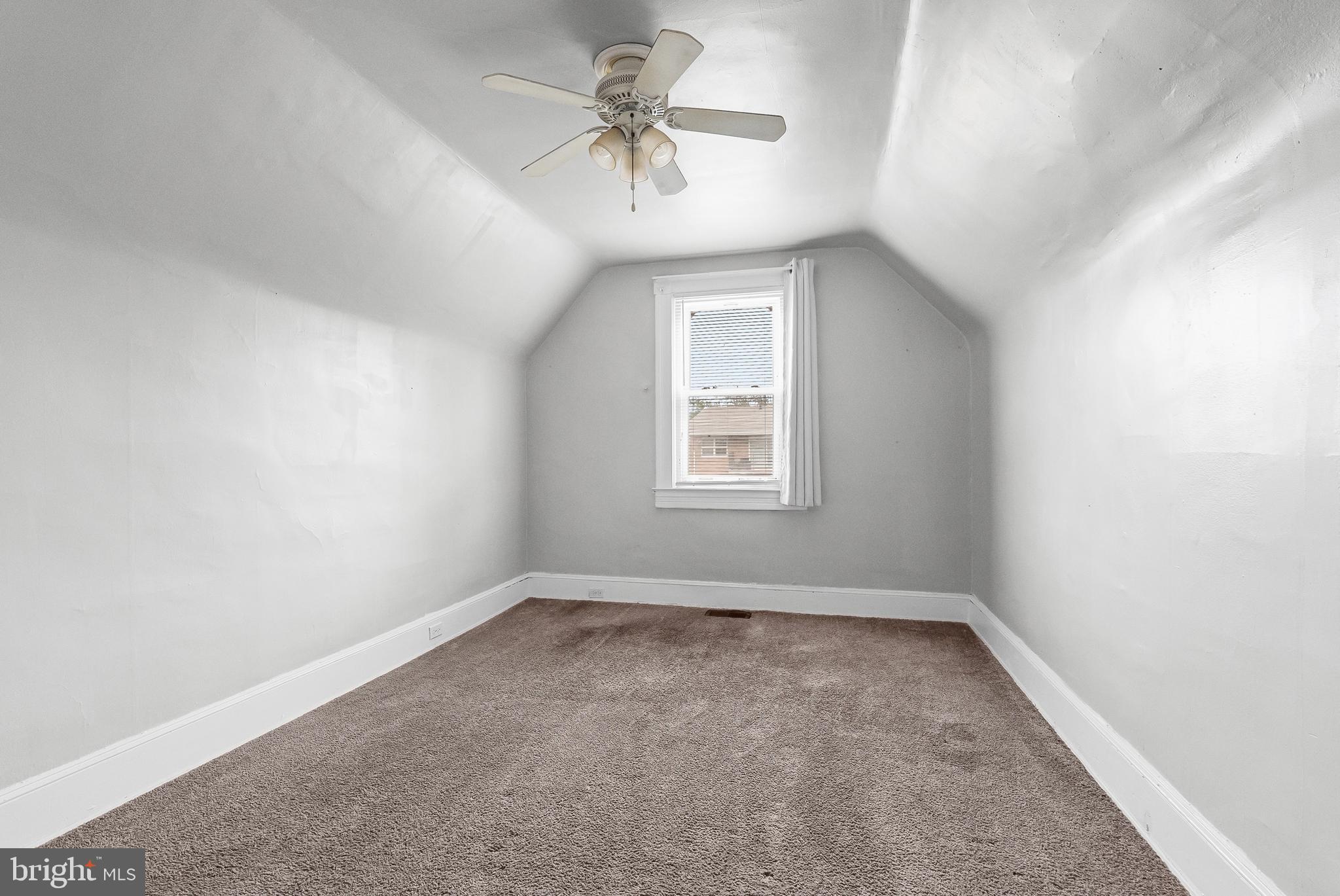 5 South Woodington Road Baltimore, MD 21229 - Photo 10 of 16