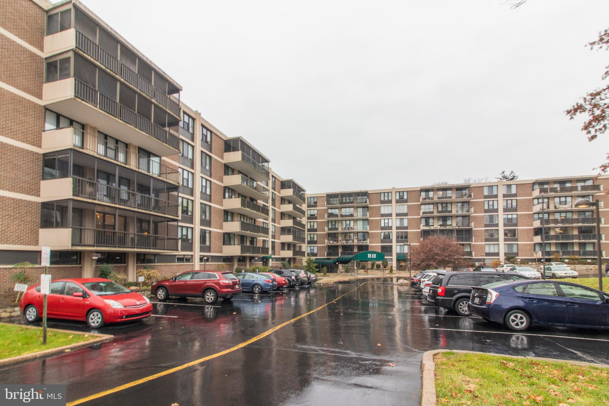 8302 Old York Road, Unit B33 Elkins Park, PA 19027 - Photo 34 of 34 Extra Parking