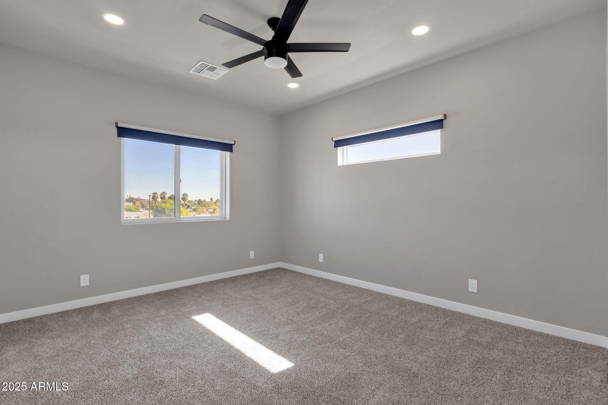 2727 East Thomas Road, Unit 9 Phoenix, AZ 85016 - Photo 29 of 46 a view of an empty room
